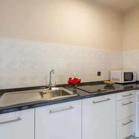 Adelia Mit Pool, Grill Und Terrasse Apartment