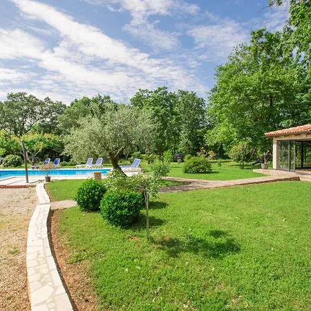 Adelia Mit Pool, Grill Und Terrasse Apartment